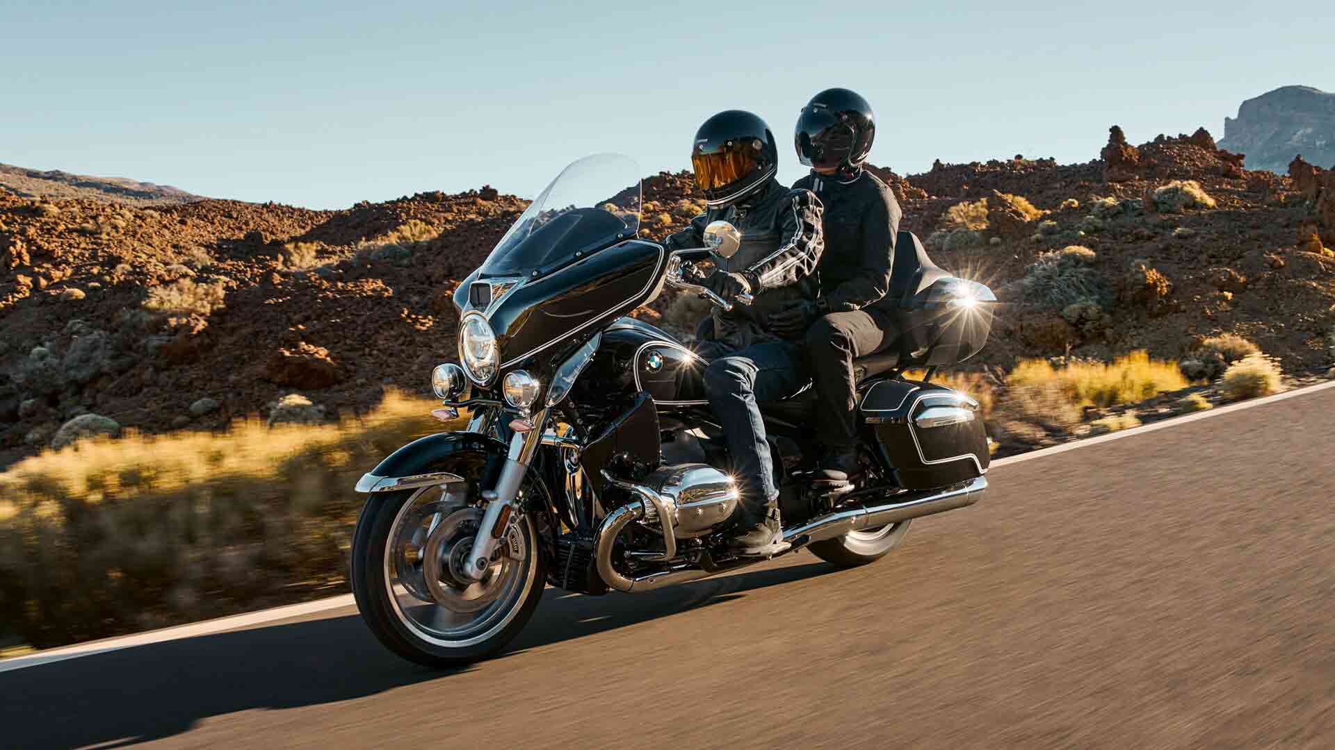 Hvilke farver fås BMW R 18 Transcontinental i?