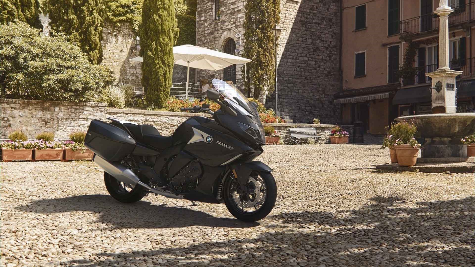 BMW K 1600 GT BMW K 1600 GT