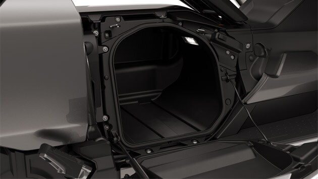 bmw ce 04 praktisk opbevaring xpedit