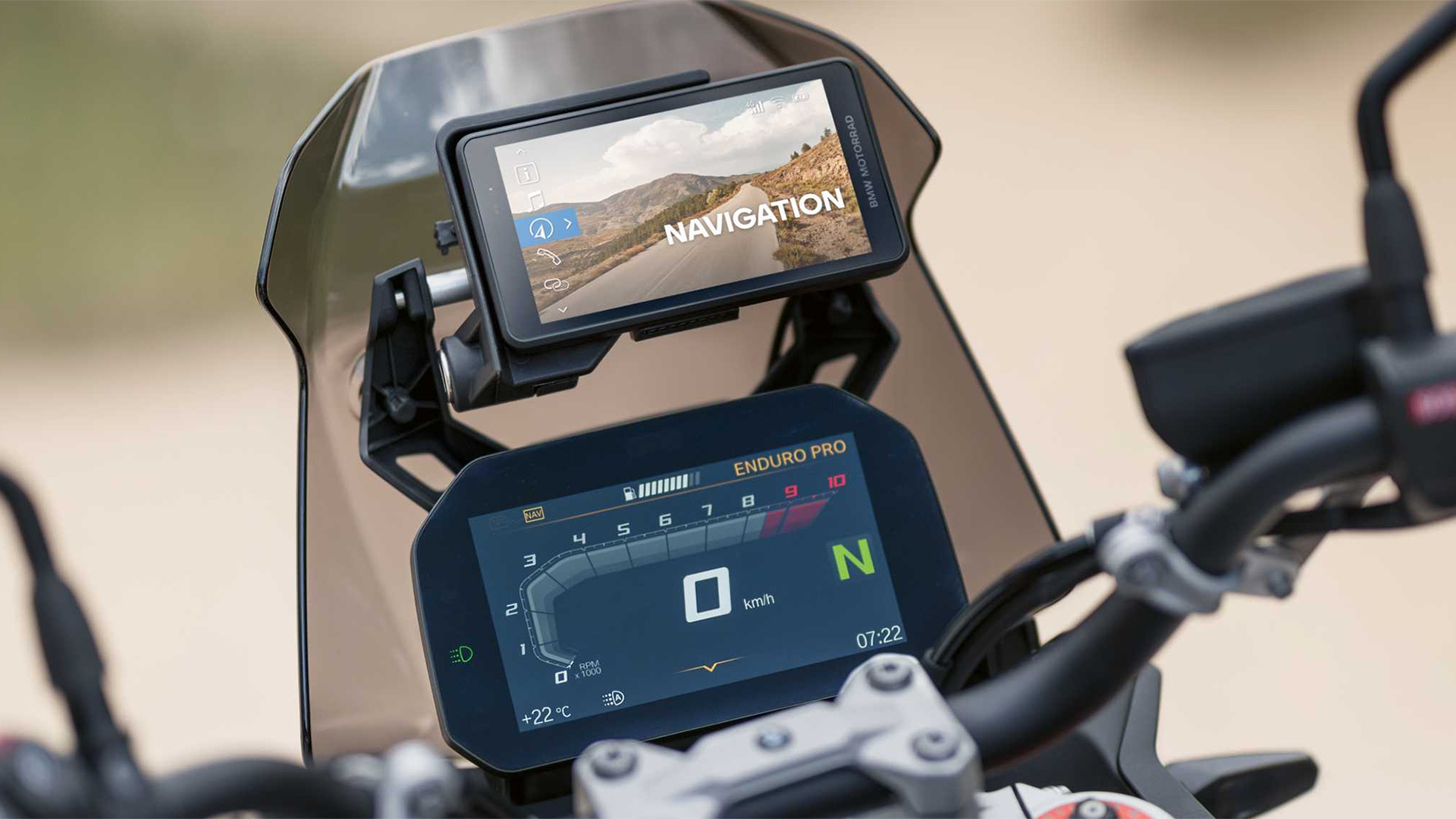 BMW ConnectedRide Navigator monteret på motorcykel