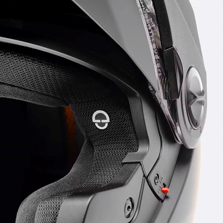 Schuberth hjelm E2 mat sort