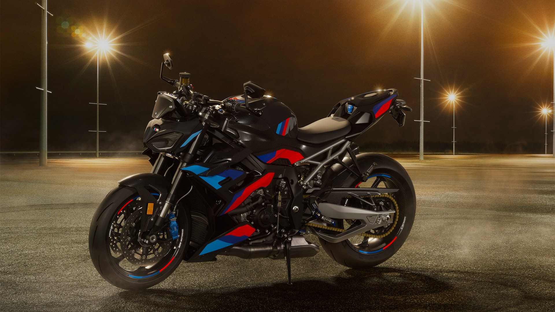 BMW M 1000 R BMW M 1000 R